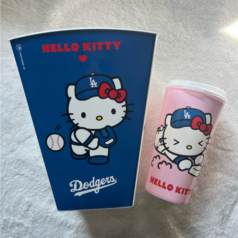 Hello Kitty Dodger Set